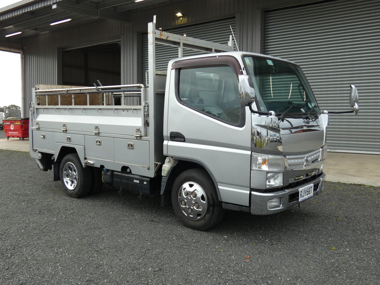 2015 Mitsubishi Canter