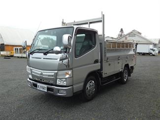 2015 Mitsubishi Canter - Thumbnail