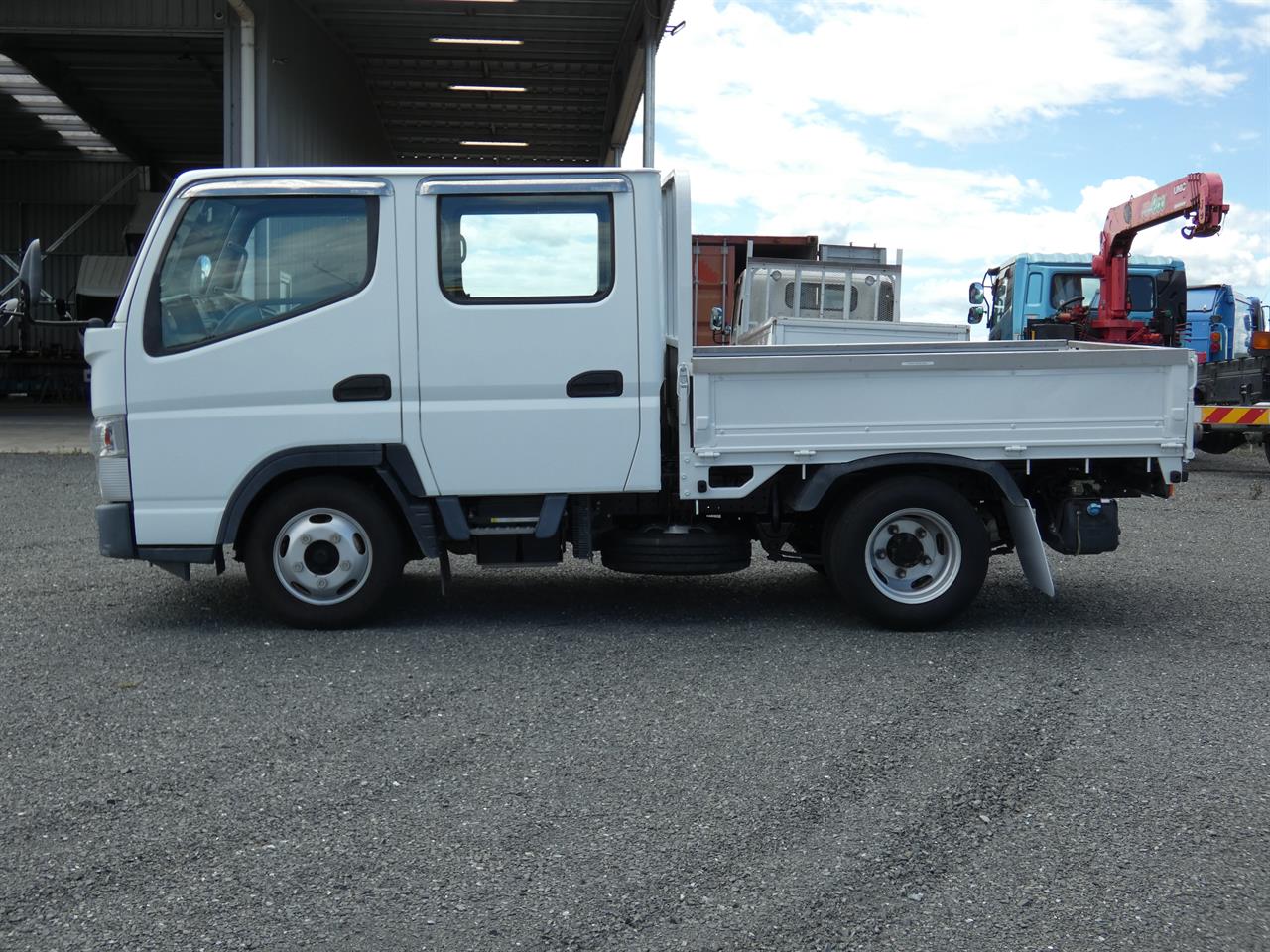 2014 Mitsubishi Canter