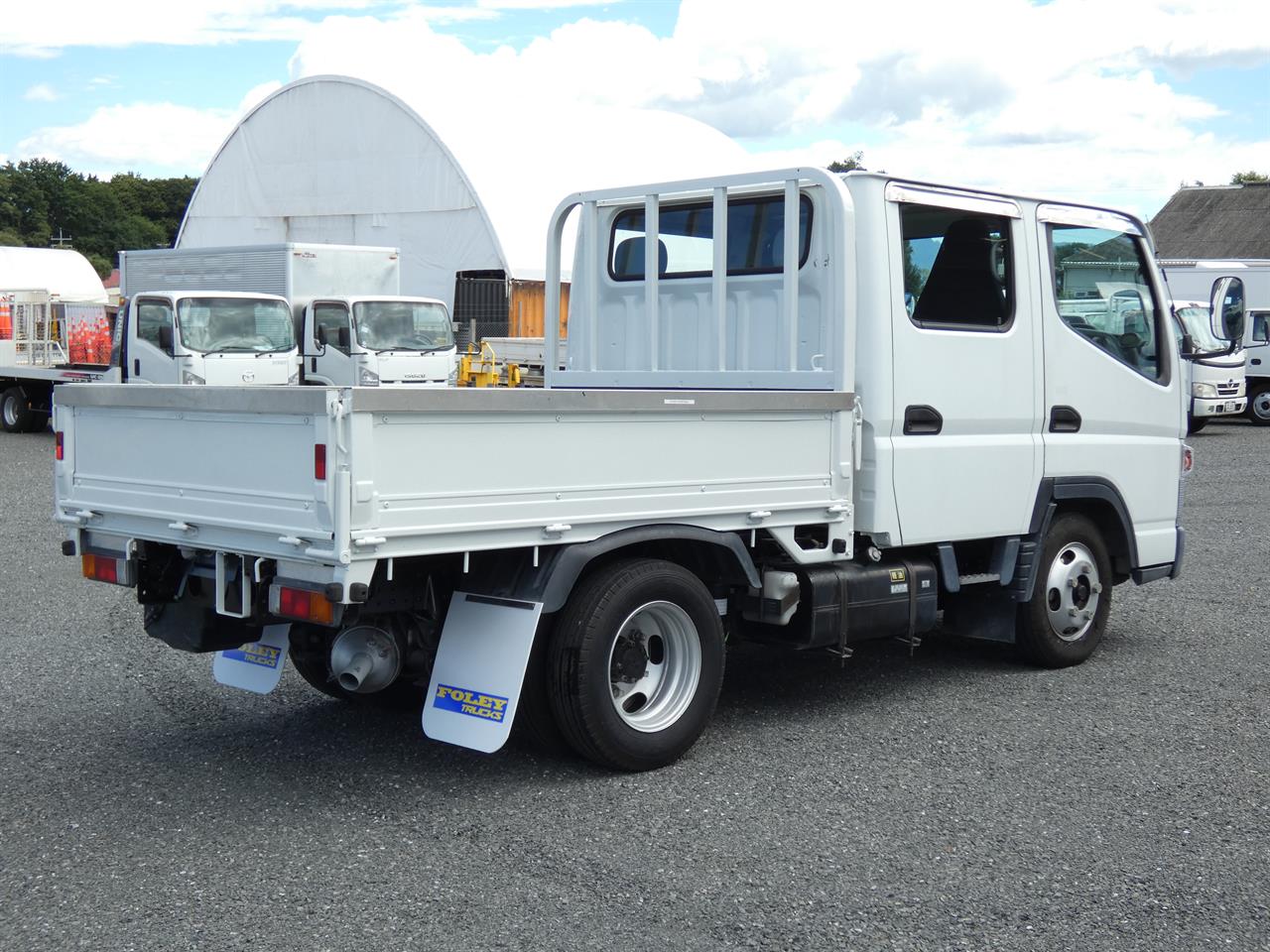 2014 Mitsubishi Canter