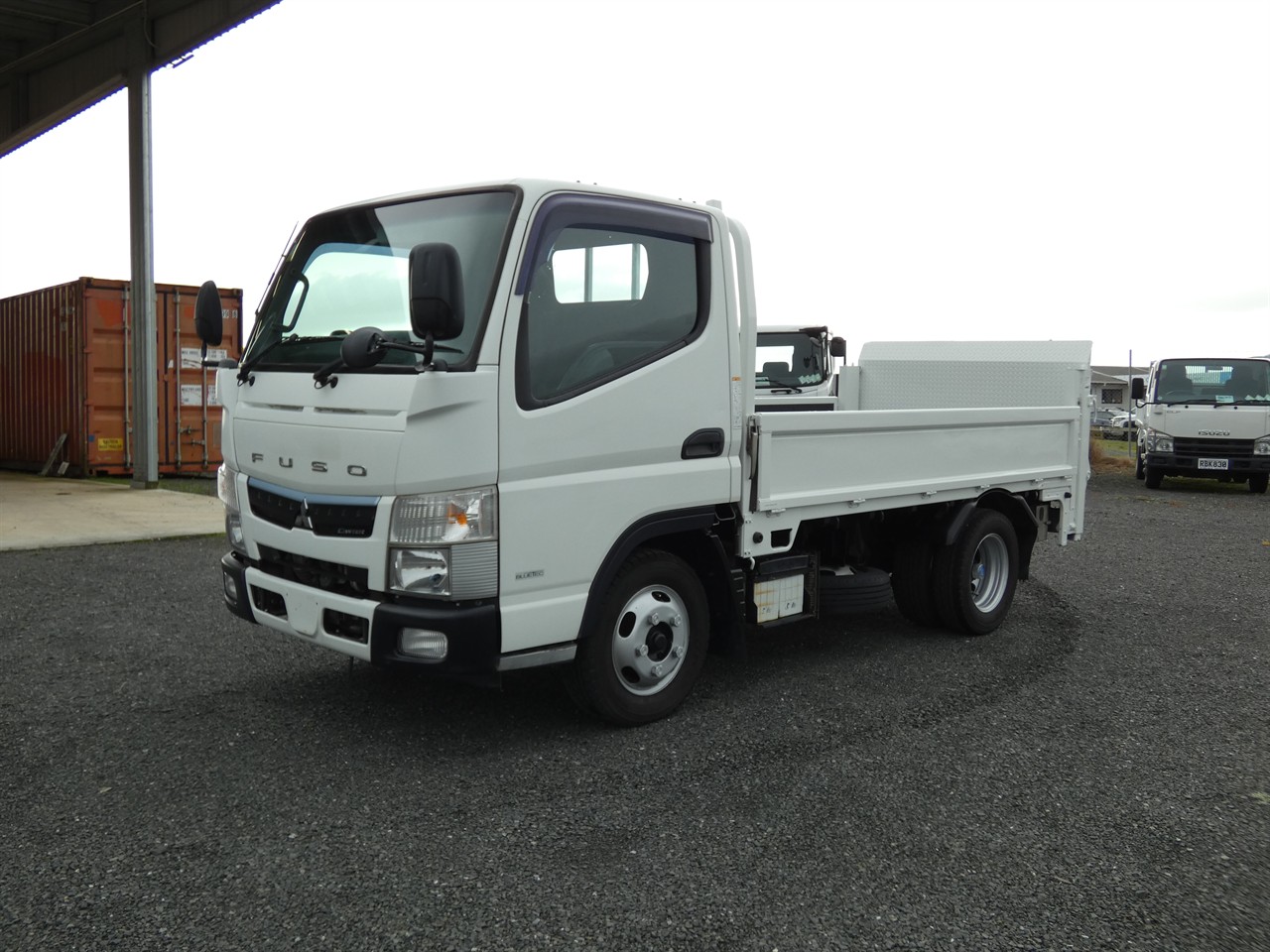 2017 Mitsubishi Canter