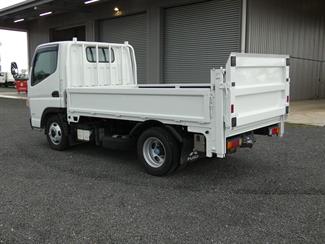 2017 Mitsubishi Canter - Thumbnail