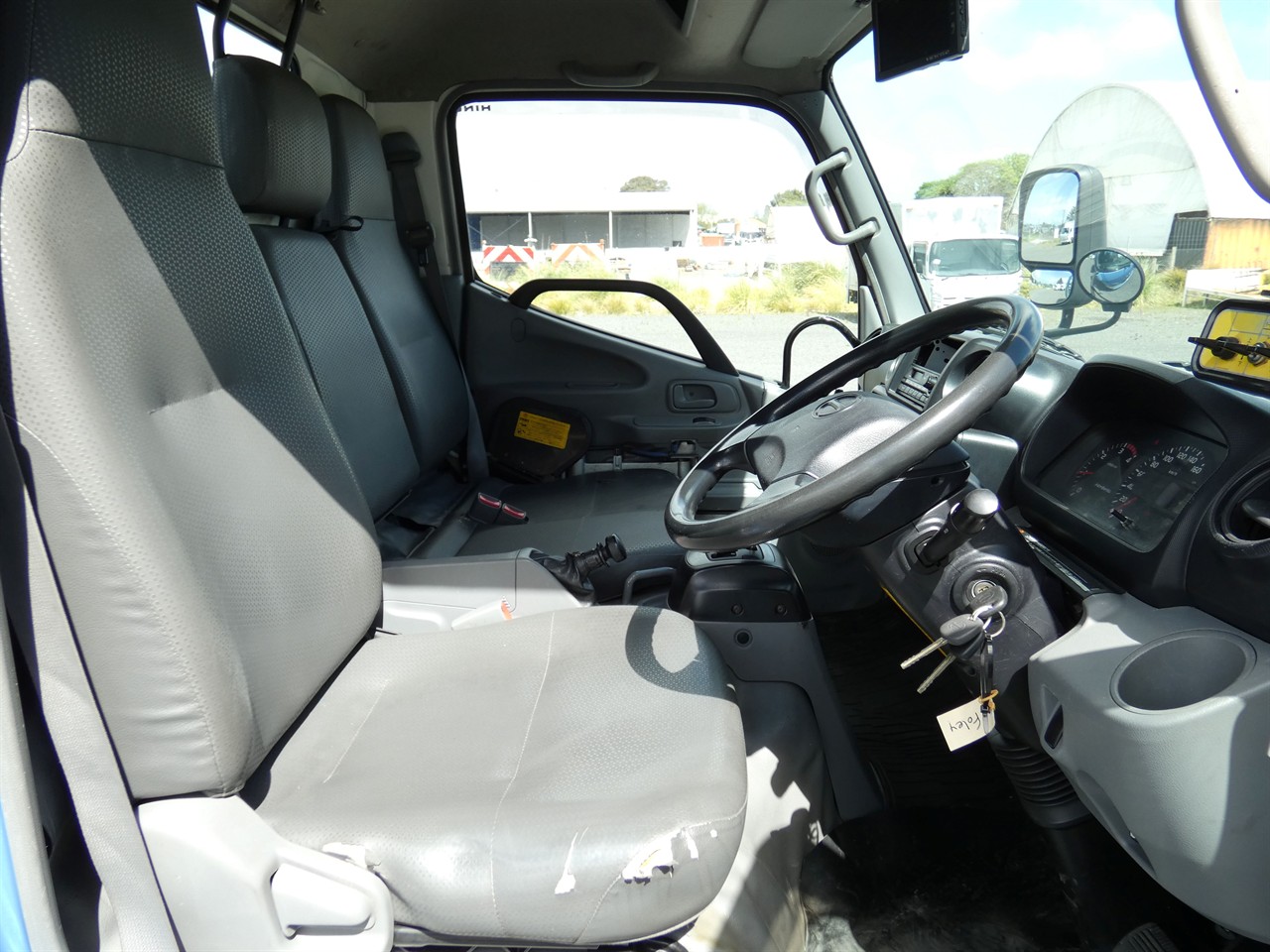 2016 Hino Dutro