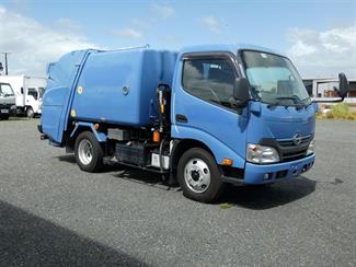 2016 Hino Dutro - Thumbnail