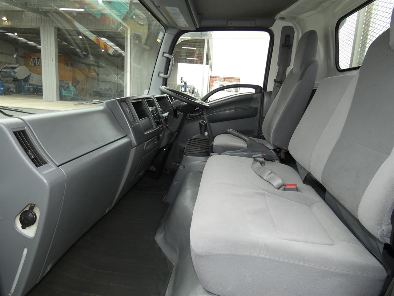 2016 ISUZU ELF