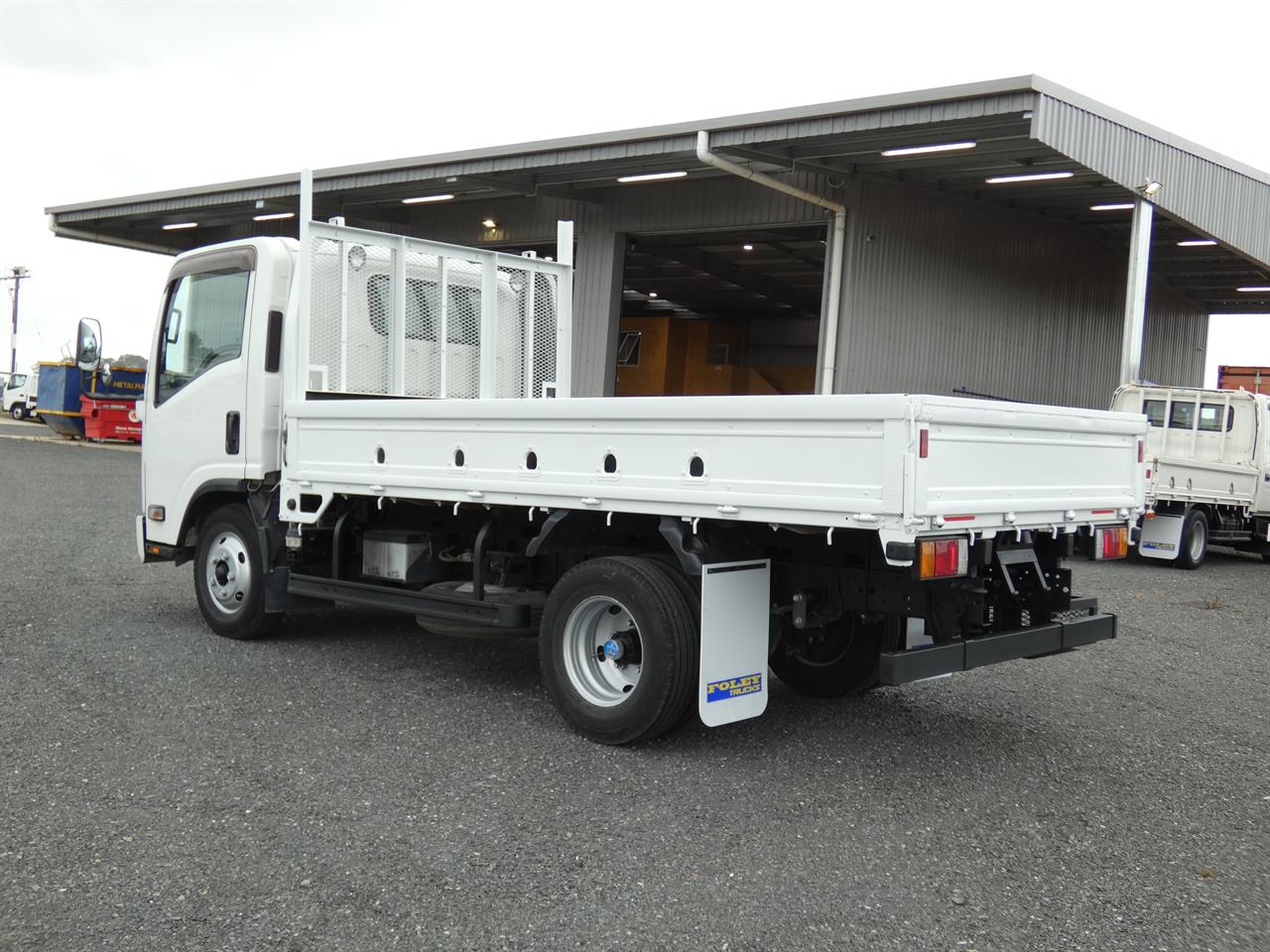 2016 ISUZU ELF