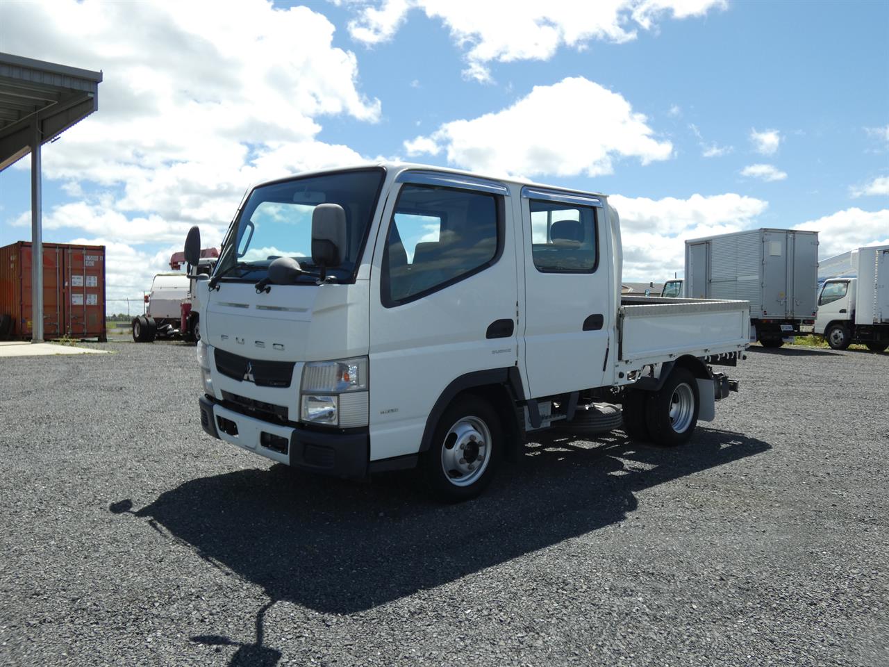 2014 Mitsubishi Canter