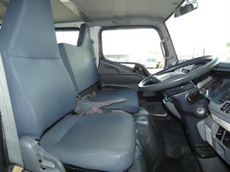 2014 Mitsubishi Canter - Thumbnail