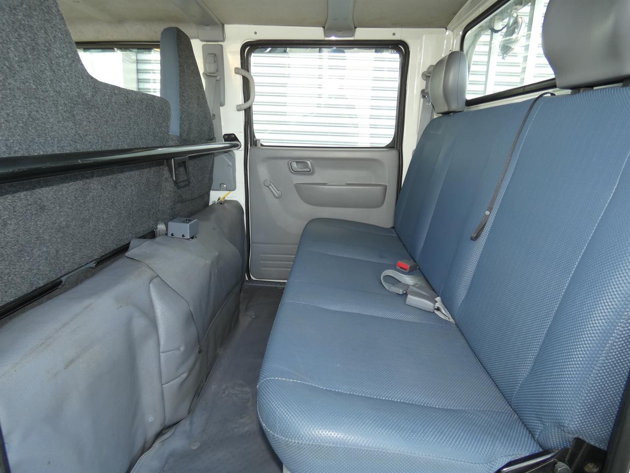 2014 Mitsubishi Canter