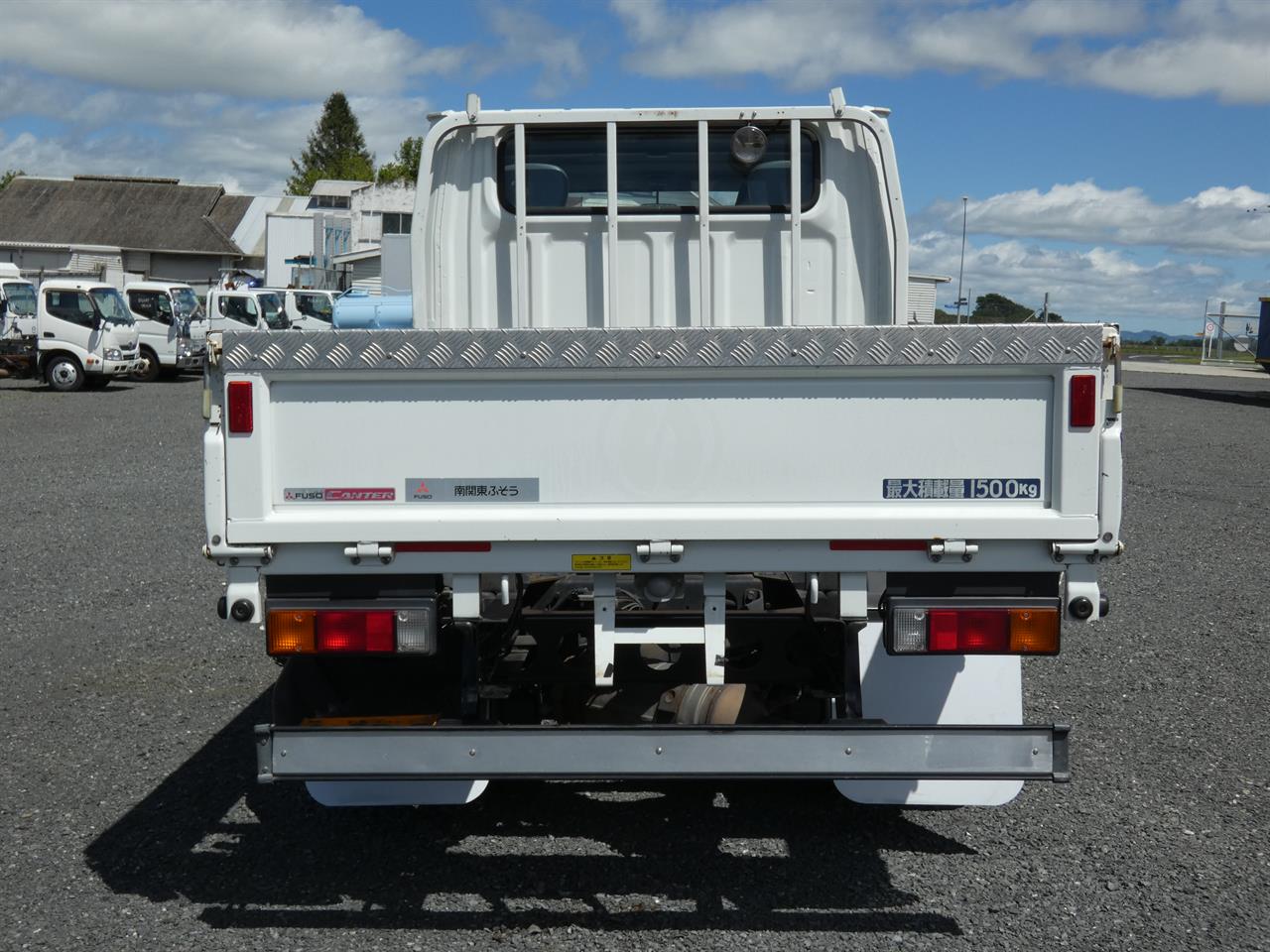 2014 Mitsubishi Canter